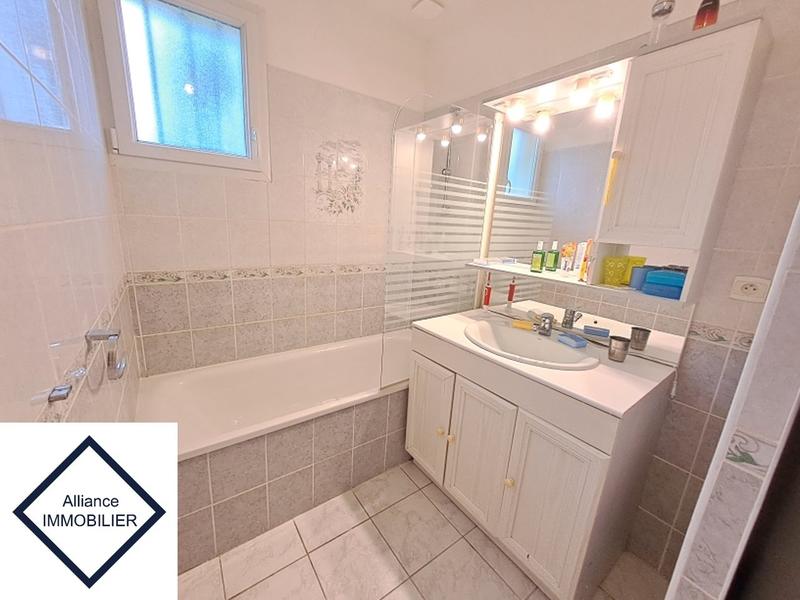 Maison - 100 m² - 6 pièces