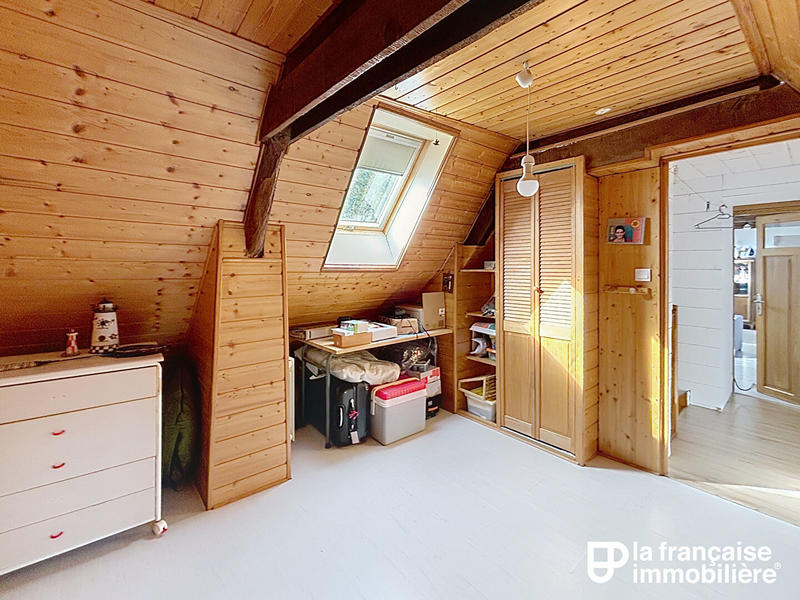 Maison - 96 m² - 5 pièces