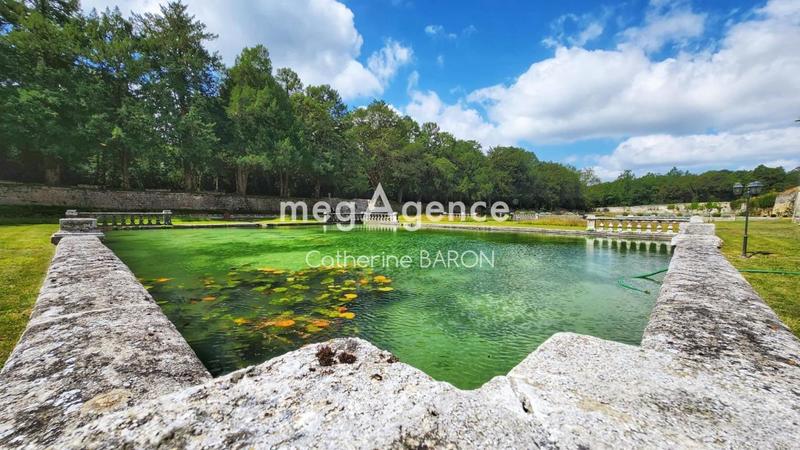 Appartement - 220 m² - 8 pièces