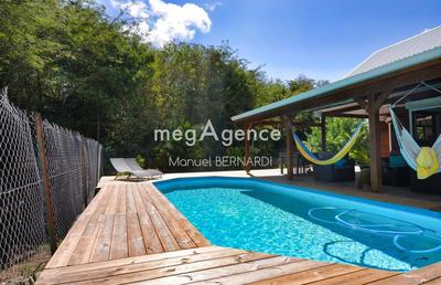 Villa - 215 m² - 7 pièces