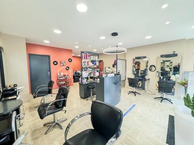 Local commercial - 53 m² - 2 pièces