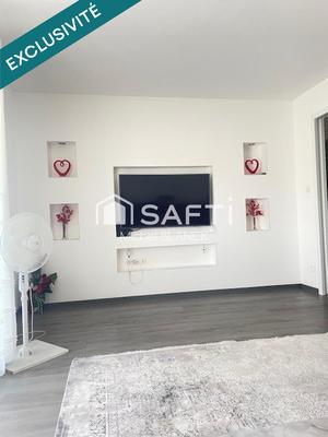 Appartement - 90 m² - 7 pièces