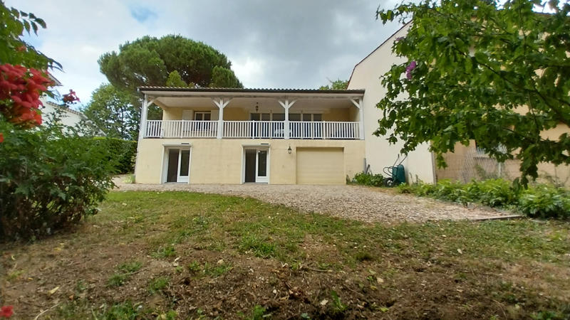 Maison - 136 m² - 5 pièces