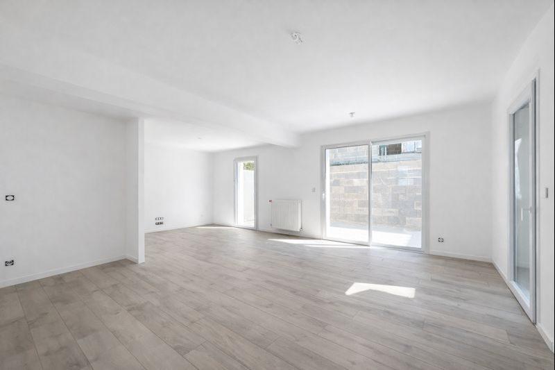 Maison contemporaine - 103 m² - 4 pièces