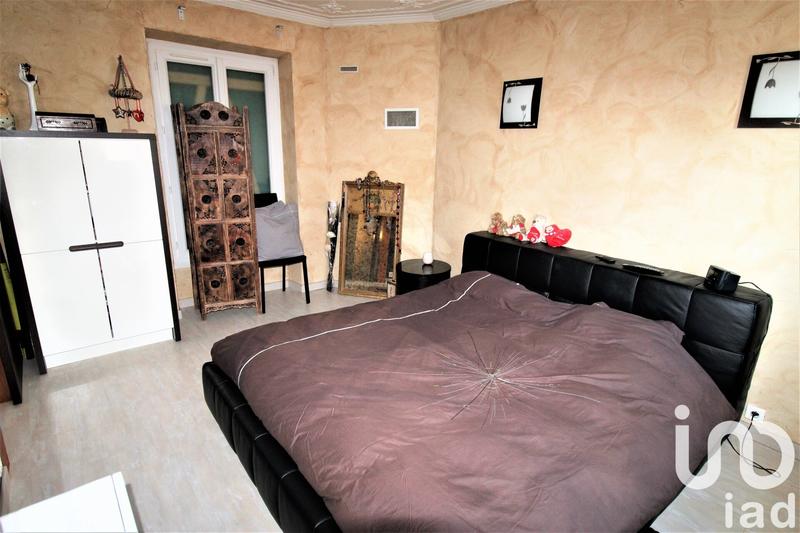 Maison - 210 m² - 9 pièces