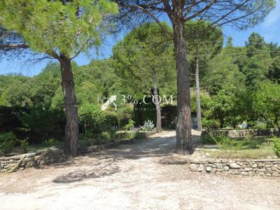 Mas - 242 m² - 9 pièces