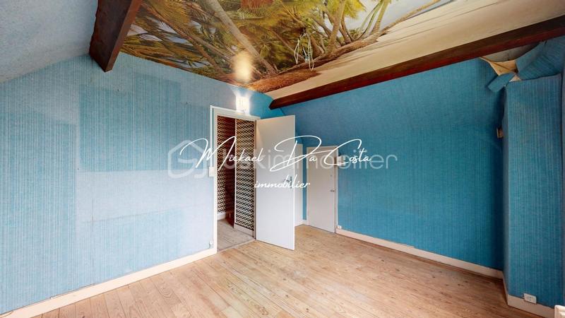 Maison - 110 m² - 5 pièces