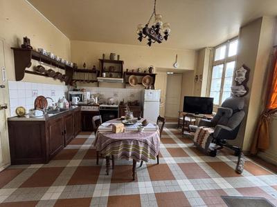 Maison - 162 m² - 5 pièces