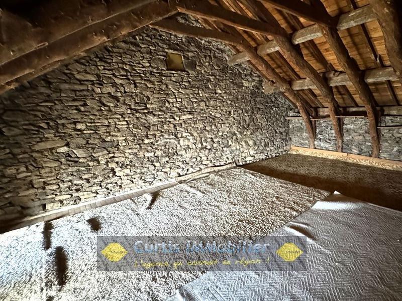 Maison - 80 m² - 5 pièces