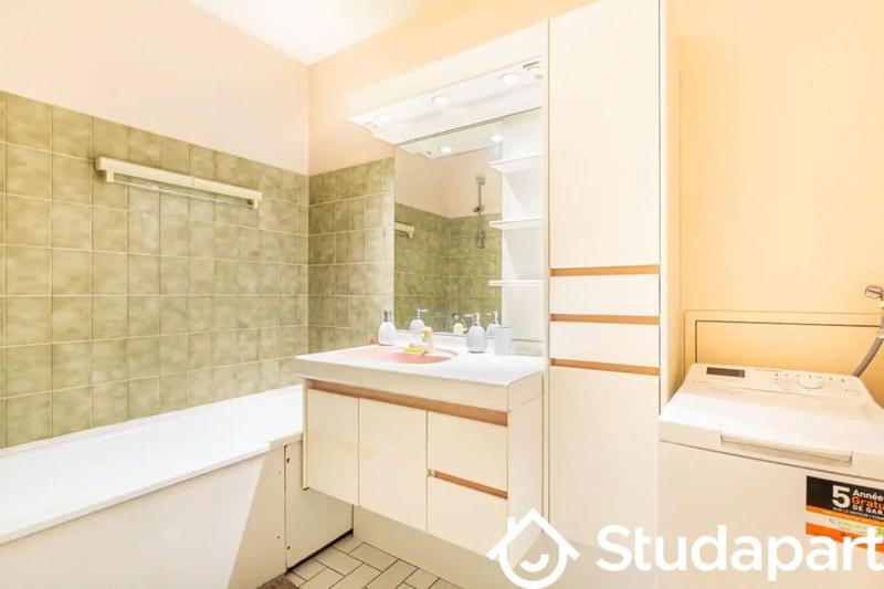 Chambre - 10 m² - 1 pièce