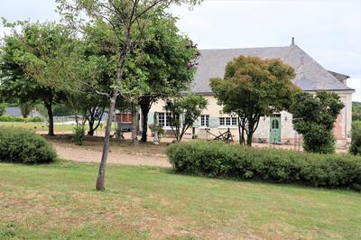 Maison - 250 m² - 9 pièces