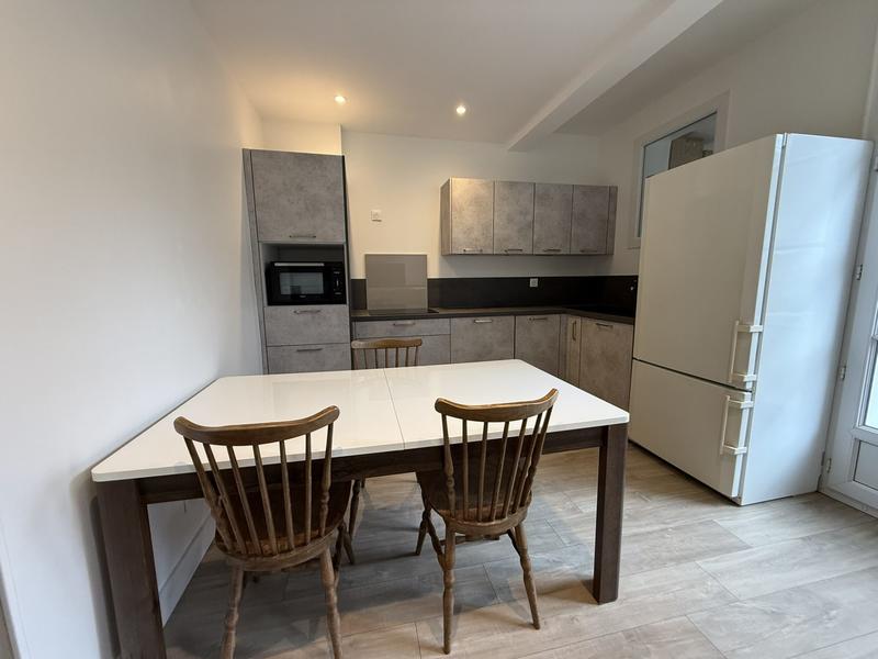 Maison - 80 m² - 4 pièces