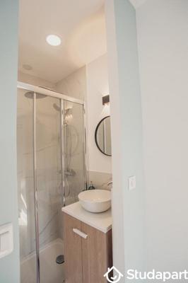 Chambre - 12 m² - 1 pièce