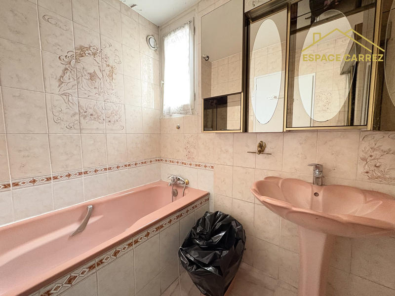 Appartement - 98 m² - 5 pièces