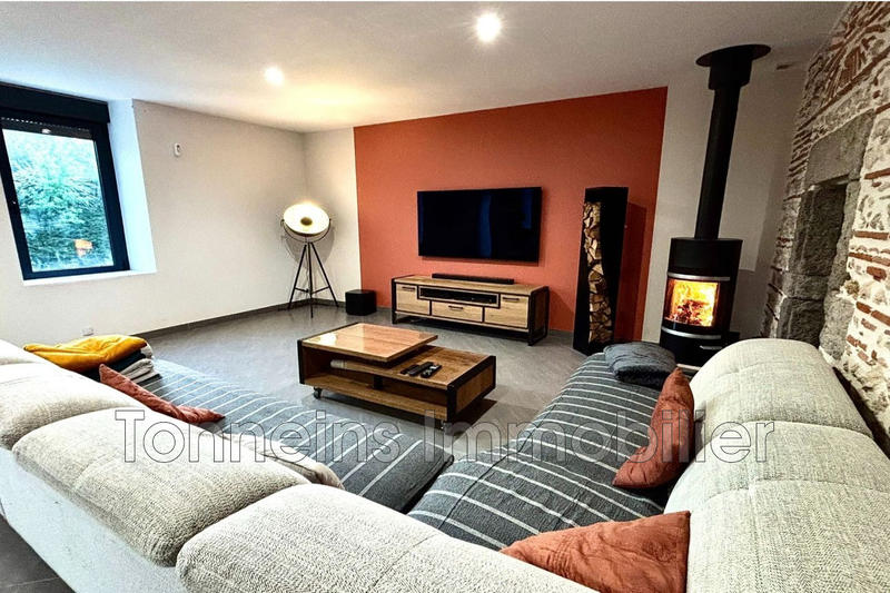 Maison - 329 m² - 10 pièces