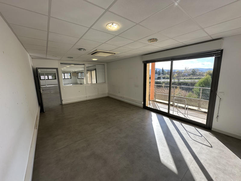 Local commercial - 385 m²