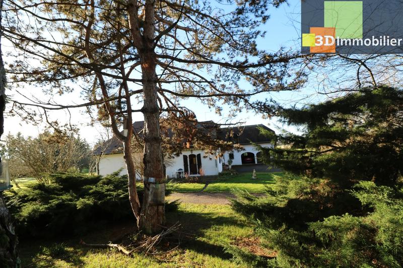 Maison - 291 m² - 12 pièces