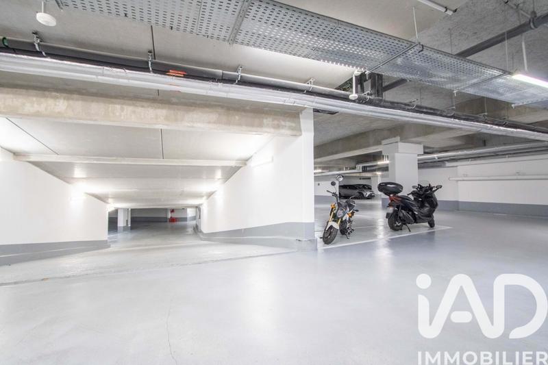Parking - 13 m²
