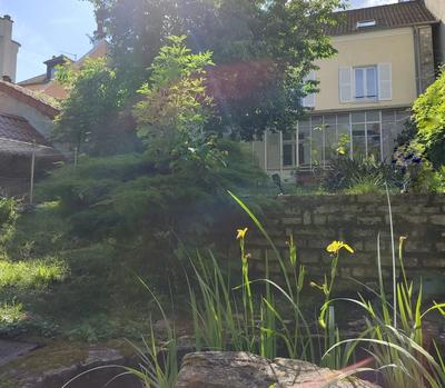 Maison - 180 m² - 6 pièces