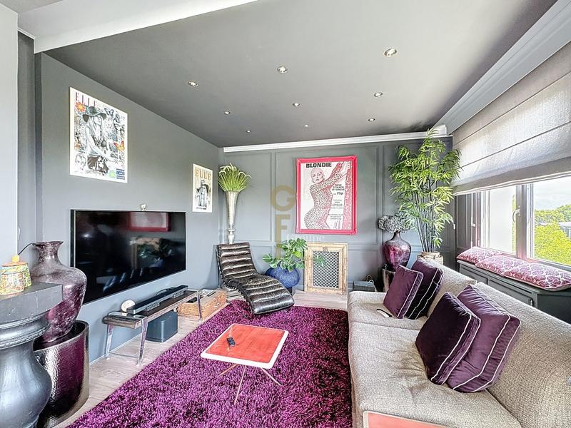 Appartement - 111 m² - 4 pièces