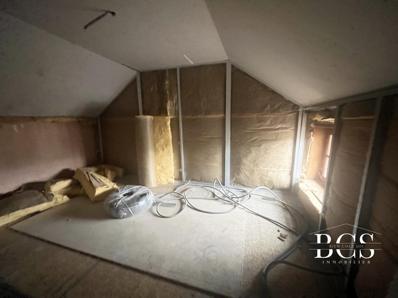 Maison - 82 m² - 7 pièces