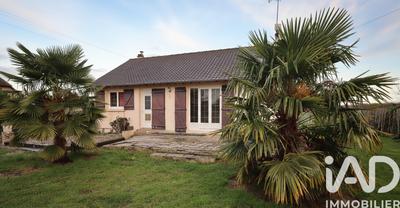 Maison - 99 m² - 5 pièces