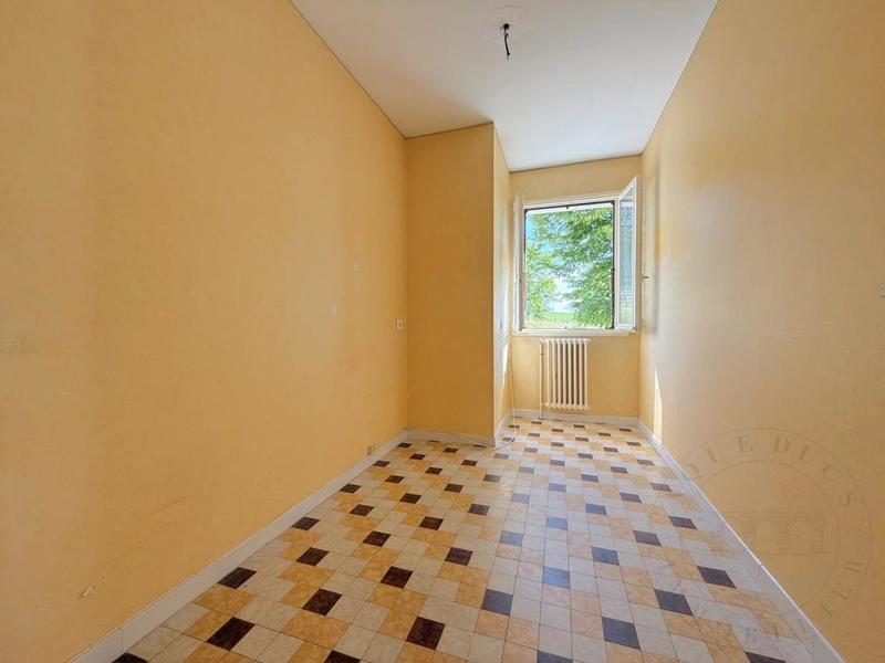 Maison ancienne - 200 m² - 10 pièces