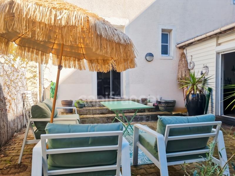 Maison - 163 m² - 5 pièces