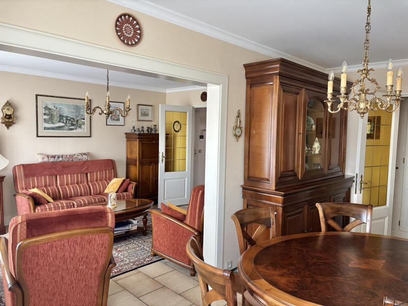 Appartement - 96 m² - 5 pièces