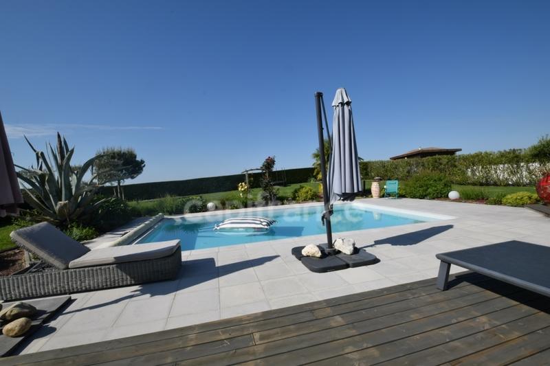 Villa - 160 m² - 5 pièces