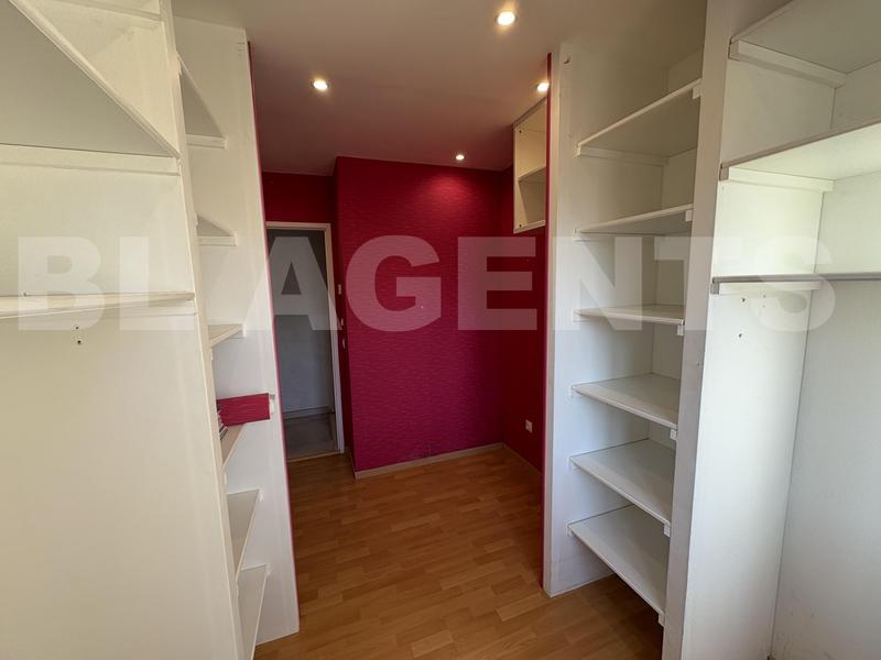 Maison traditionnelle - 96 m² - 5 pièces