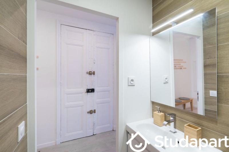 Chambre - 10 m² - 1 pièce