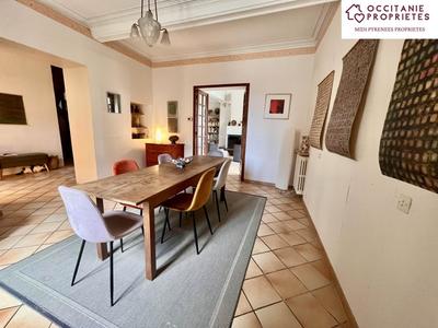 Maison de village - 237 m² - 9 pièces