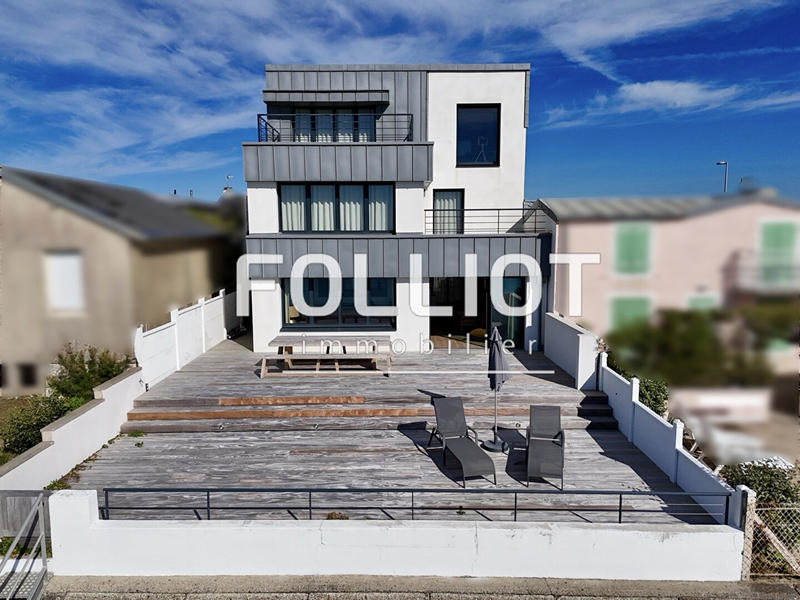 Maison - 200 m² - 7 pièces