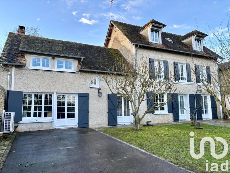 Maison - 248 m² - 7 pièces