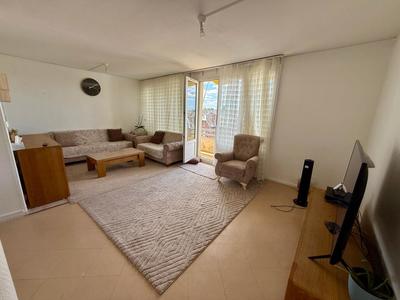 Appartement - 77 m² - 4 pièces