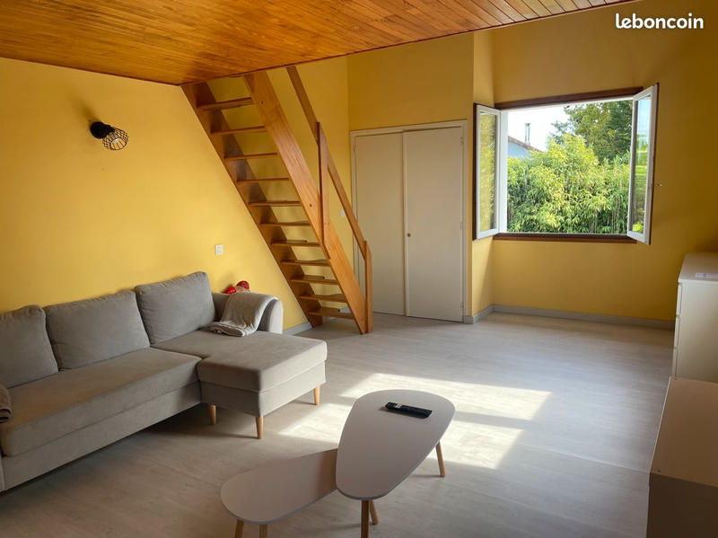 Maison - 230 m² - 7 pièces