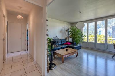 Appartement - 73 m² - 4 pièces