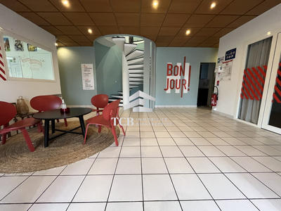Local d'activités - 2 358 m²