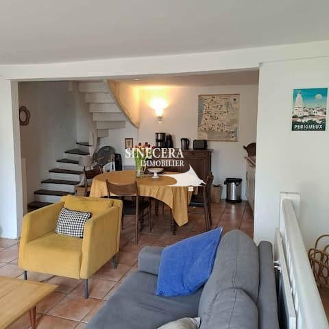 Maison - 90 m² - 4 pièces