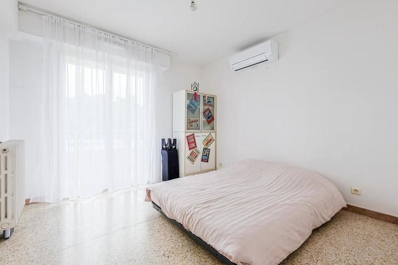 Appartement - 75 m² - 4 pièces