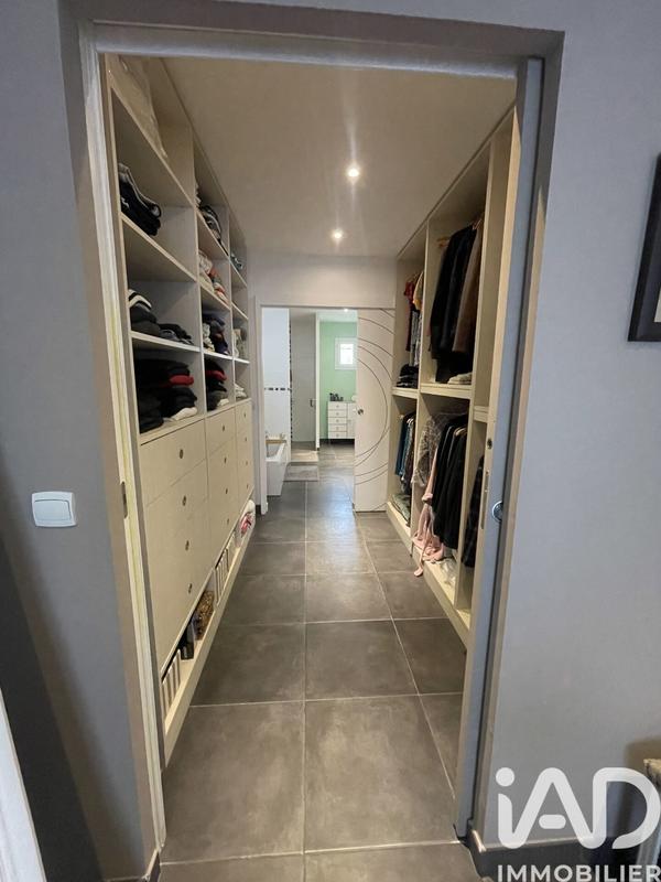 Maison - 183 m² - 7 pièces