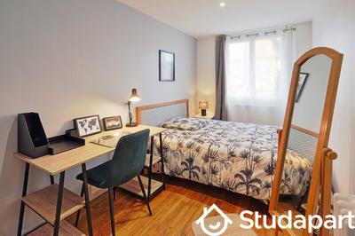 Chambre - 10 m² - 1 pièce