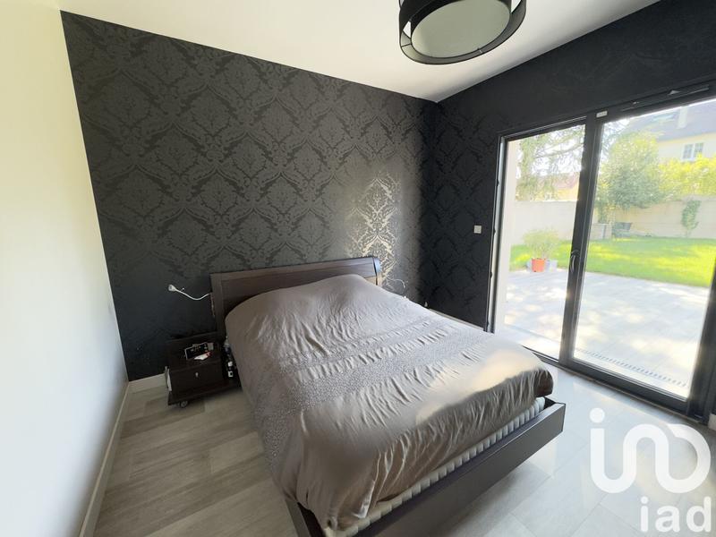 Maison - 180 m² - 7 pièces