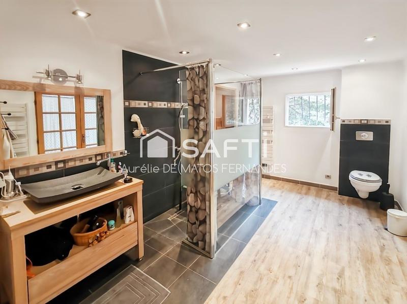 Maison - 141 m² - 5 pièces