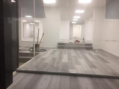 Local commercial - 174 m²