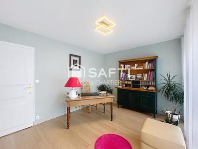Appartement - 125 m² - 5 pièces