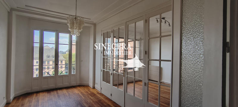 Appartement - 87 m² - 3 pièces