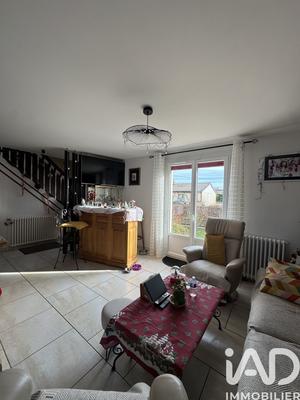 Maison - 114 m² - 6 pièces