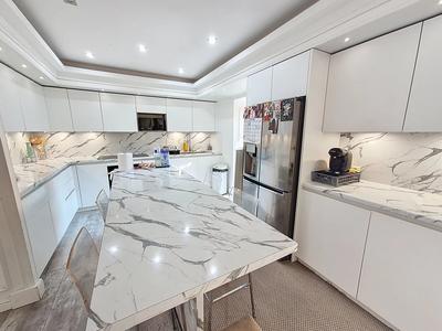 Appartement - 91 m² - 4 pièces